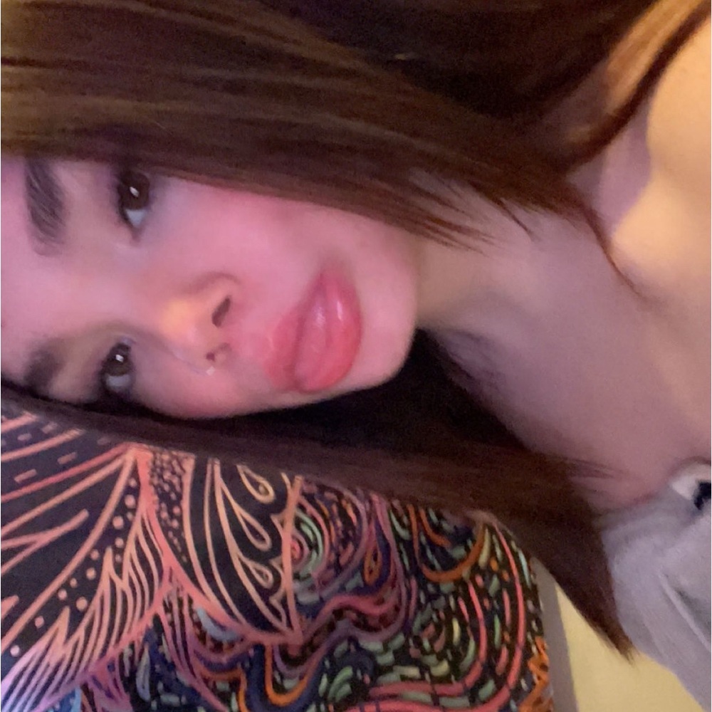 Meet your Posher, Kenzi